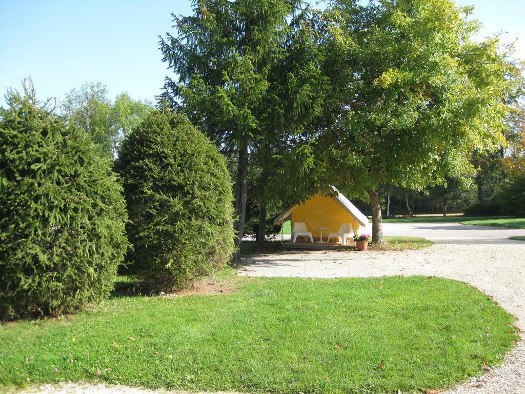Camping Porte Des Vosges Bulgnéville Cameră foto