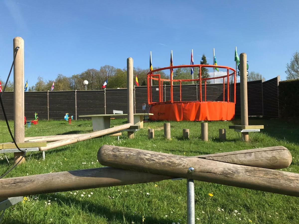 Camping Porte Des Vosges Bulgnéville Exterior foto